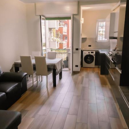 Prestigioso Appartamento In Zona Tortona - Solari Milan Exterior photo
